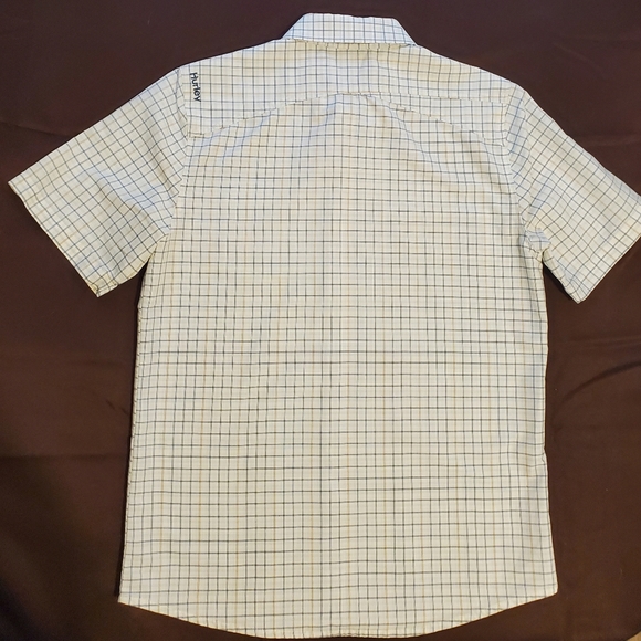 Hurely Buttondown - Picture 3 of 12